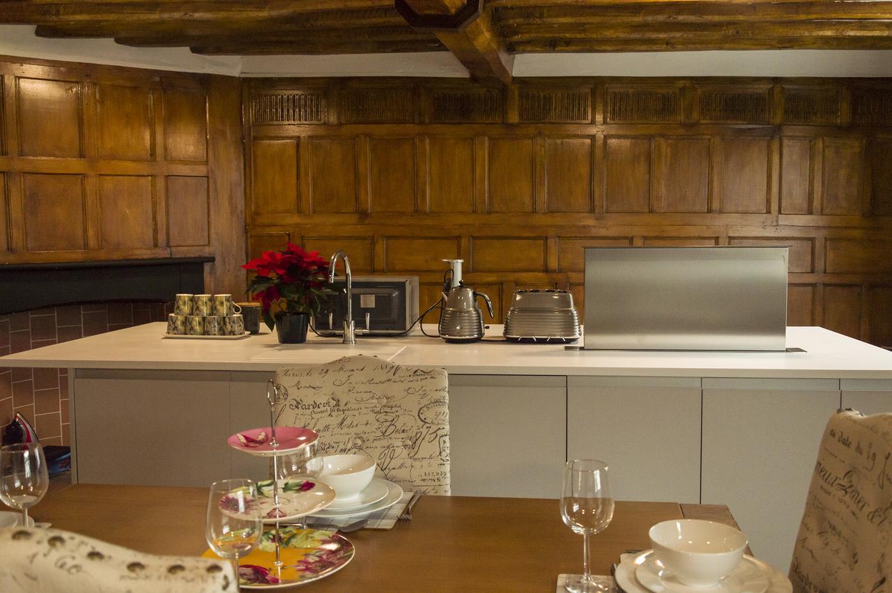 The Three Gables Appartement Stratford-upon-Avon Buitenkant foto